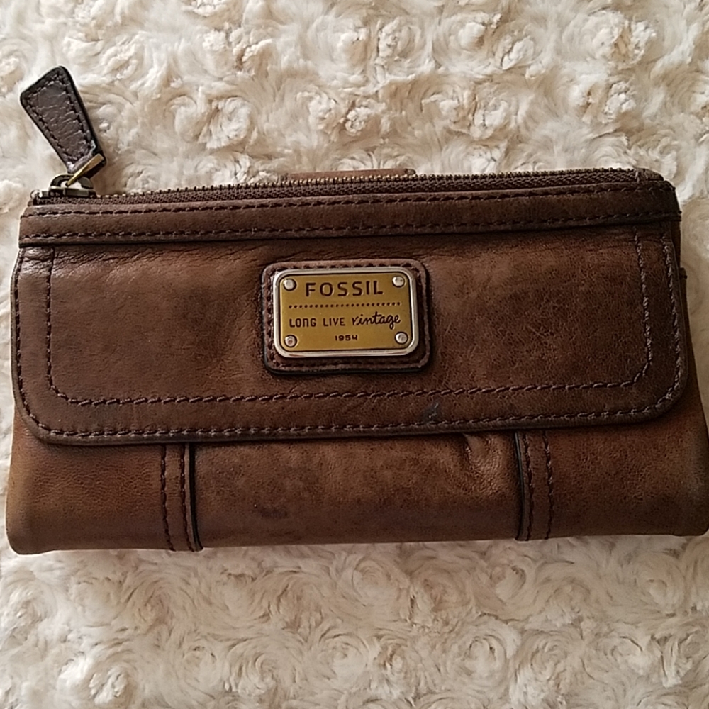 Fossil Long Live Vintage 1954 Wallet Clutch